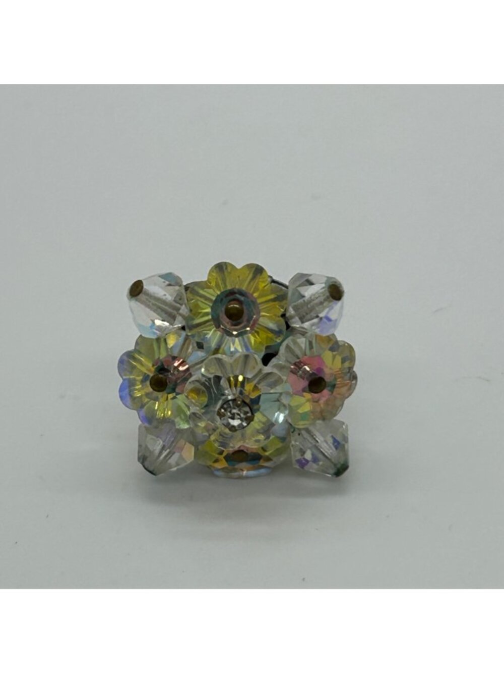 Vtg 1950s Aurora Borealis AB Crystal Cluster Marguerite Flower Clip On Earrings - Picture 3 of 14